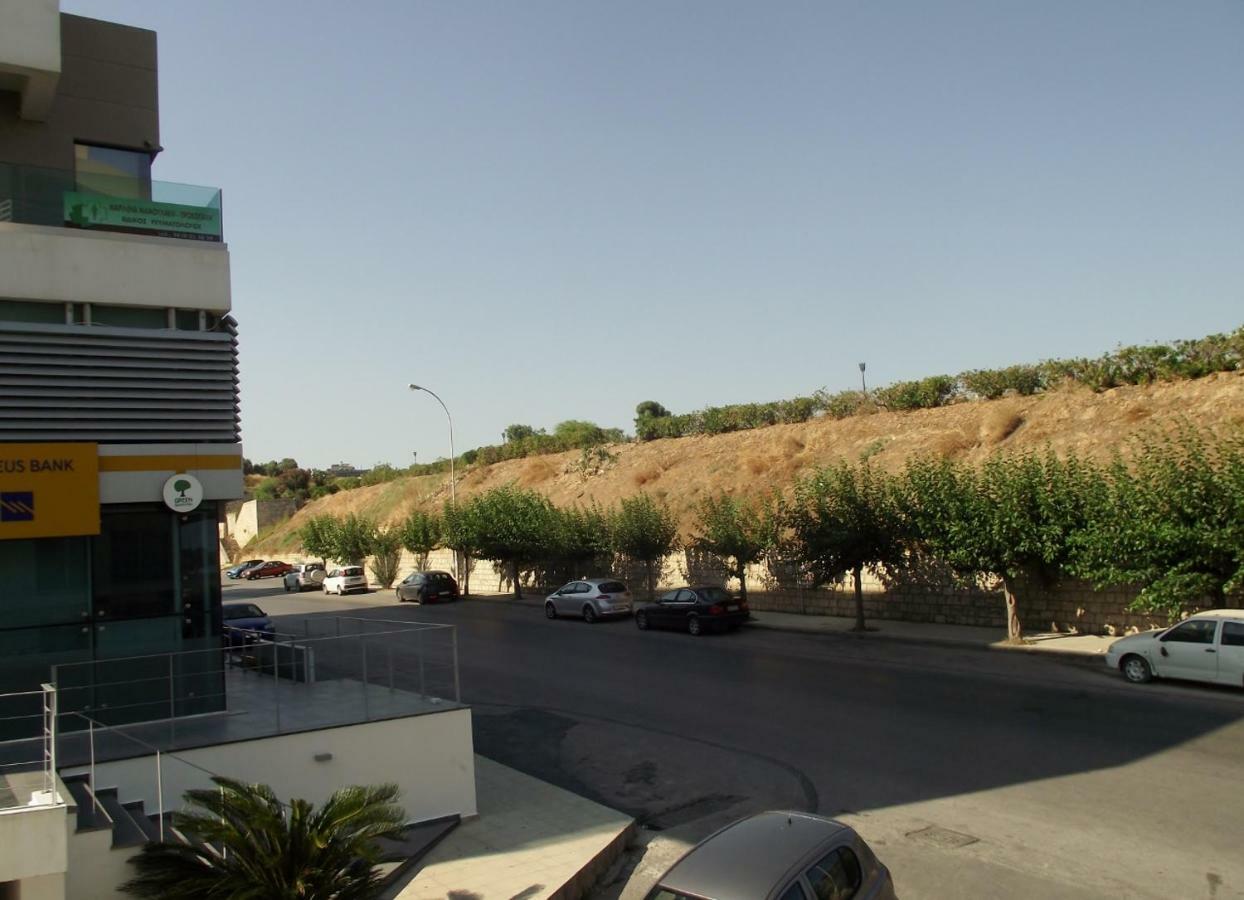 City Center Modern Single Floor Apartment Heraklion  Bagian luar foto